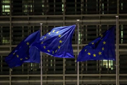 uniao-europeia-busca-unidade-em-primeira-acao-contra-tarifas-de-trump