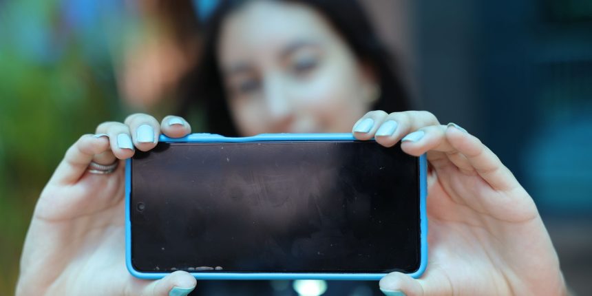 programa-celular-seguro-ja-emite-o-alerta-de-bloqueio-de-aparelhos