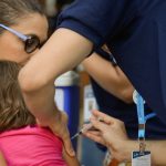 vacina-contra-gripe-e-segura-e-nao-causa-a-doenca;-saiba-mais-verdades