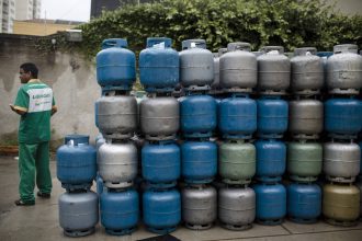 distribuidoras-acusam-leiloes-da-petrobras-de-puxar-alta-de-gas-de-cozinha