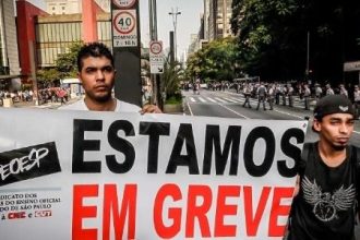 governo-de-sp-anuncia-bonus-de-r$-544-mi-a-professores-apos-ameaca-de-greve