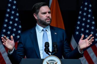 aliados-de-trump-avaliam-aumentar-impostos-para-milionarios