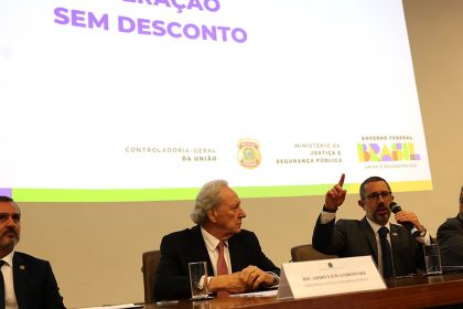 cinco-dirigentes-do-inss-sao-afastados-por-suspeita-de-irregularidades