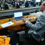 pec-do-fim-da-reeleicao-para-chefes-do-executivo-avanca-no-senado