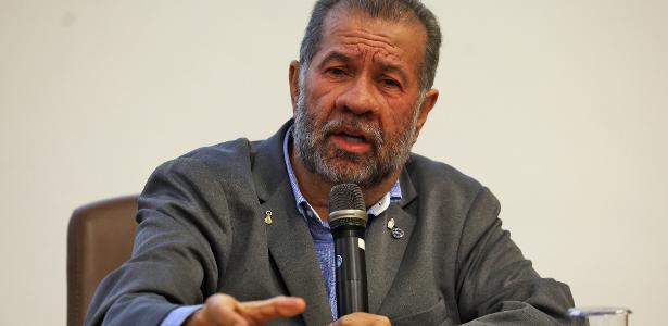 kotscho:-ministro-carlos-lupi-se-finge-de-morto-apos-escandalo-do-inss