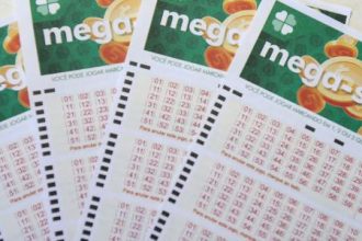 mega-sena:-quanto-r$-25-milhoes-rendem-todo-mes-na-poupanca-e-no-tesouro