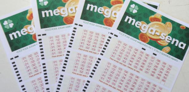 mega-sena:-quanto-r$-25-milhoes-rendem-todo-mes-na-poupanca-e-no-tesouro