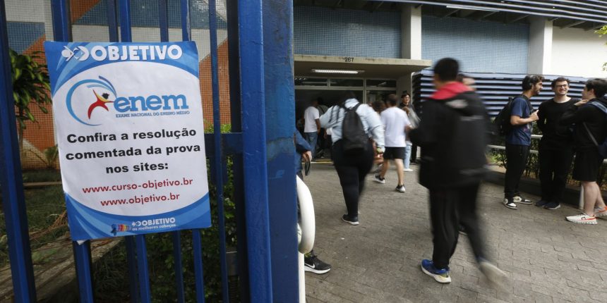 enem-2025:-saiba-como-pedir-isencao-de-taxa-de-inscricao