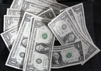 dolar-sobe-de-olho-em-ipca-15-e-cautela-com-tarifas-entre-eua-e-china