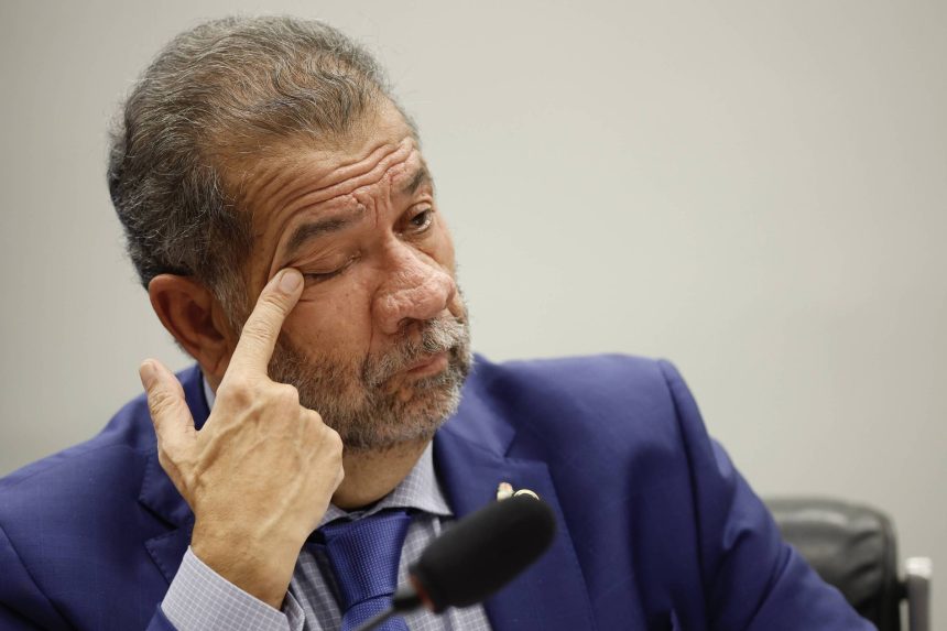 pressao-aumenta-e-lula-ja-cogita-demitir-lupi,-dizem-auxiliares-do-presidente
