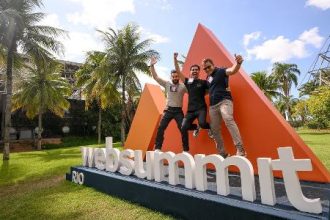 35-mil-‘contatinhos’-e-400-palestrantes:-web-summit-ficara-no-rio-ate-2030