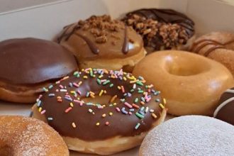 krispy-kreme,-rede-de-donuts-dos-eua,-abre-primeira-loja-no-brasil