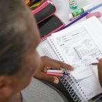 tres-em-cada-10-brasileiros-sao-analfabetos-funcionais,-indica-estudo