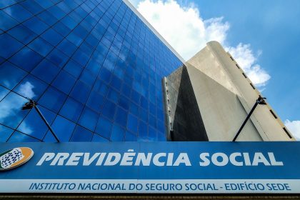 lula-coordena-reuniao-sobre-ressarcimento-de-aposentados-do-inss