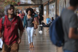iniciativa-oferece-bolsas-para-alunos-negros-acessarem-ensino-superior