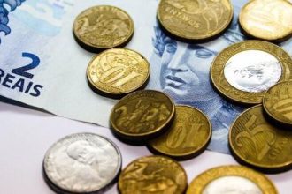 como-receber-r$-1.000-por-mes-em-investimentos-seguros-com-selic-a-14,75%