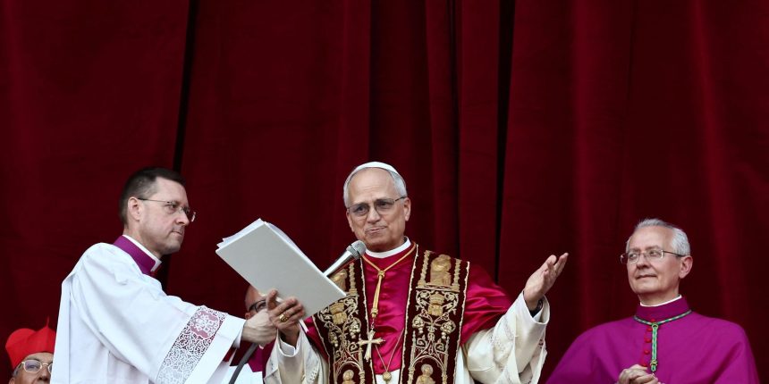 papa-leao-xiv-pede-que-igreja-ilumine-“noites-escuras-do-mundo