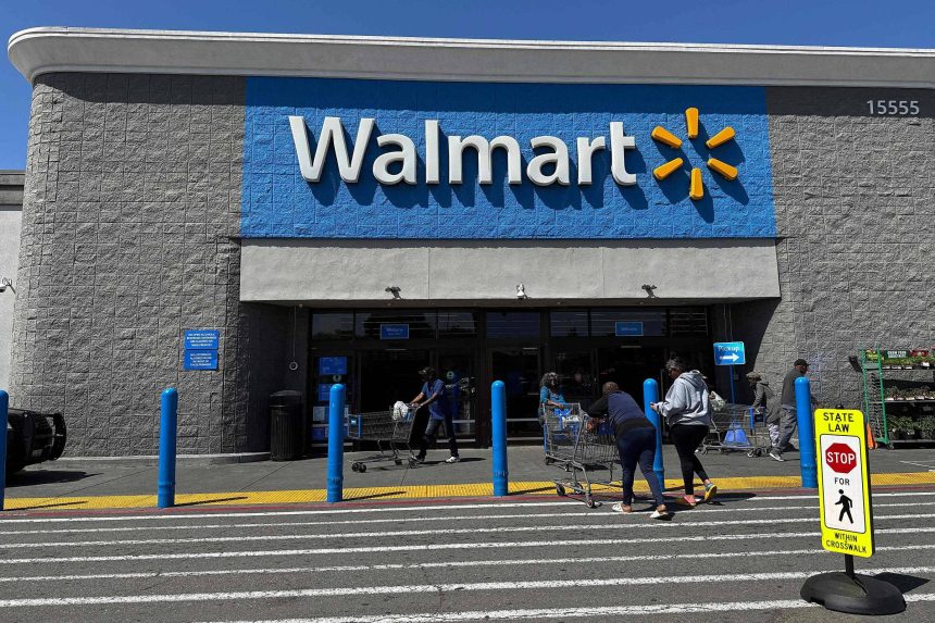 walmart-alerta-que-tarifas-vao-gerar-precos-mais-altos,-apesar-da-tregua-entre-eua-e-china