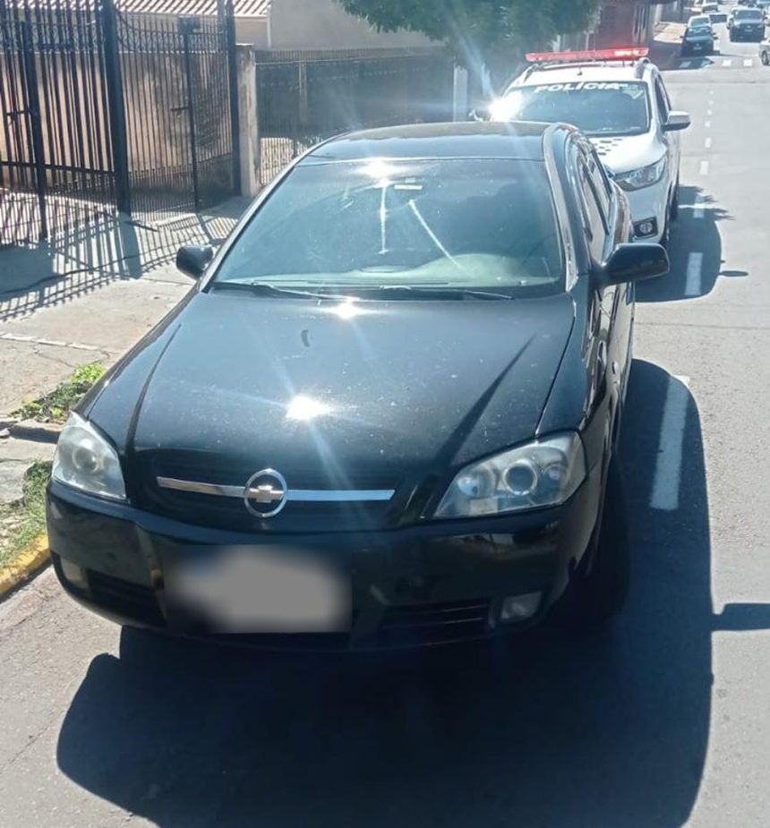 idoso-e-encontrado-morto-dentro-de-veiculo-no-centro-de-pirapozinho