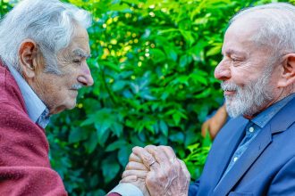 lula-participa-de-funeral-do-ex-presidente-do-uruguai-pepe-mujica