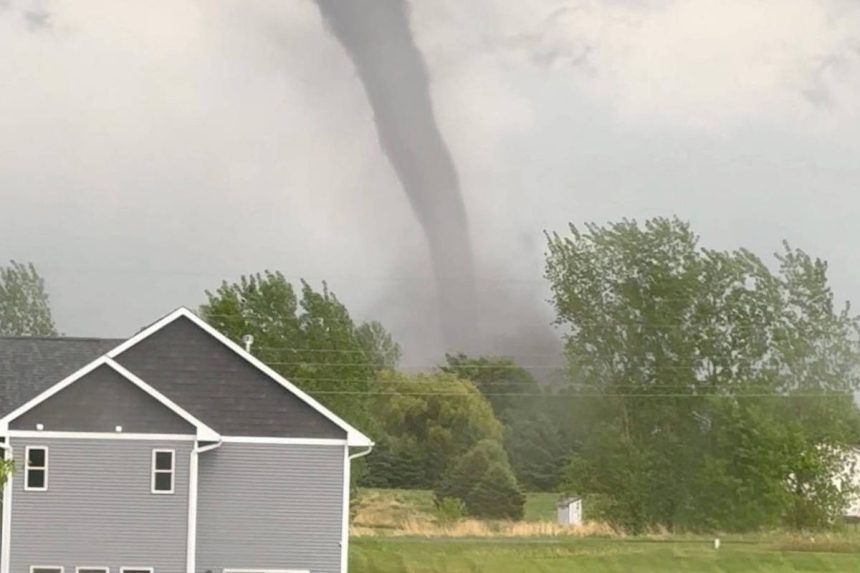 tornados-deixam-mais-de-20-mortos-nos-estados-unidos