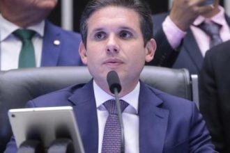 motta-pedira-urgencia-para-votacao-de-‘pacote-antifraude’-do-inss-na-camara
