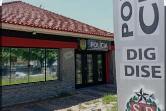 motorista-e-preso-apos-dirigir-embriagado-e-se-chocar-contra-uma-arvore-em-piquerobi