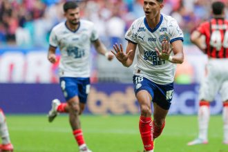 corinthians-e-bahia-vencem-em-rodada-de-classicos-pelo-brasileirao