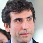 por-que-juros-altos-no-brasil-estao-derrubando-o-dolar-e-animando-a-bolsa?