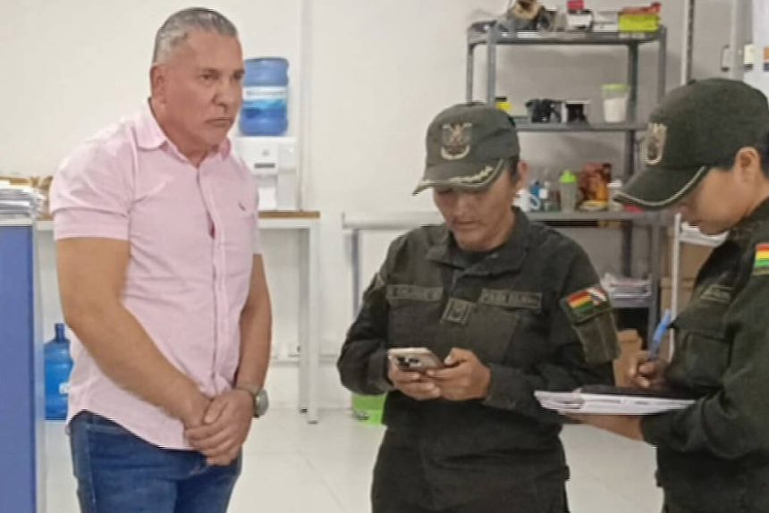 major-boliviano-e-preso-por-suspeita-de-acobertar-tuta,-lider-do-pcc,-no-pais-vizinho