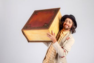 contacao-de-historias-o-bibliotecario-compartilha-narrativas-em-pres.-prudente