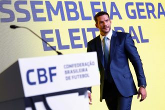 candidato-unico,-samir-xaud-e-eleito-presidente-da-cbf