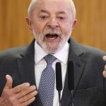 com-crise-de-labirintite,-lula-faz-exames-em-hospital-em-brasilia