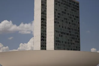 camara-aprova-projeto-que-destina-multas-de-transito-ao-custeio-da-cnh
