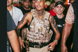 mc-poze-do-rodo-e-preso-no-rio-de-janeiro