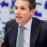 josias:-motta-manda-recado-sobre-iof-e-diz-que-‘gato-subiu-no-telhado’